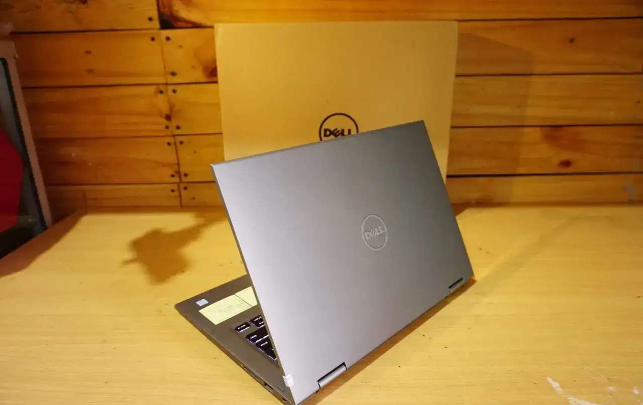 Ноутбук трансформер Dell Inspirion 5378/13,3