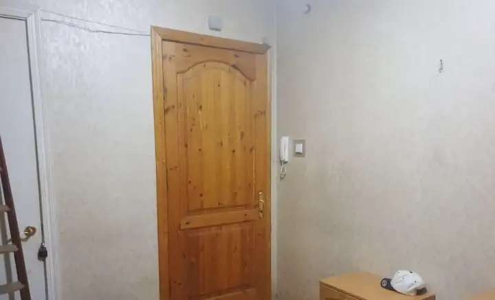 комната на Большеохтинском 39 в аренду