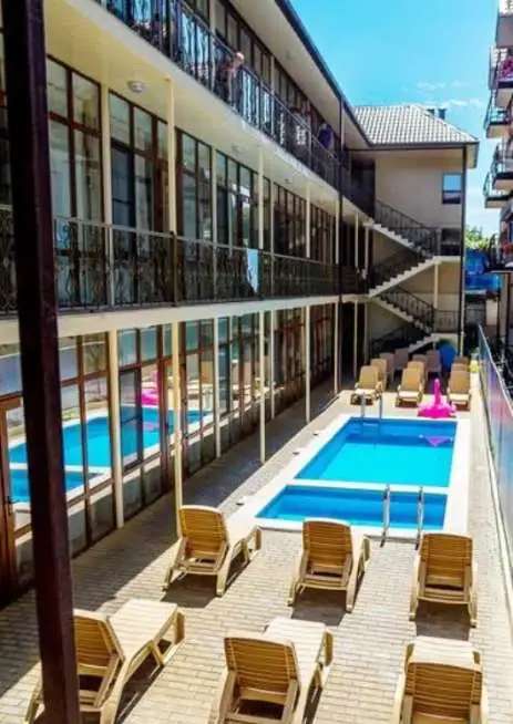 Продам гостиницу в центре Анапы, Анапа ул. Астраханская 10 650,00 м2