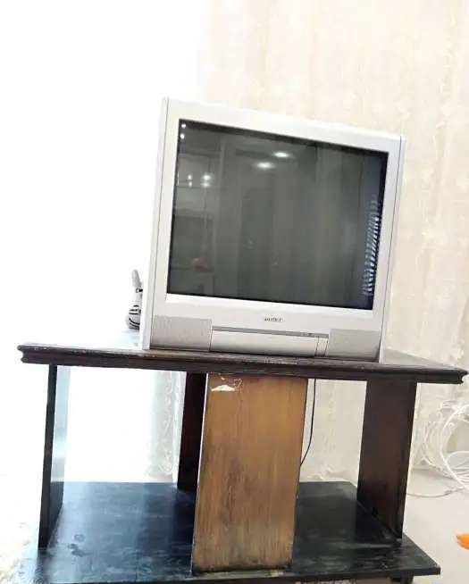 Продам телевизор
