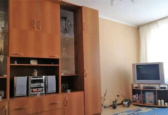 Сдам чистую комнату ТОТМИНА 20