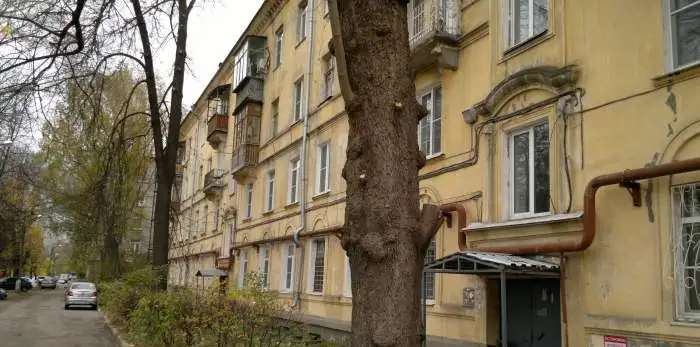 Комната в 2-к 15 м2, 3/5 эт., пр Ленина д 81 кв 9