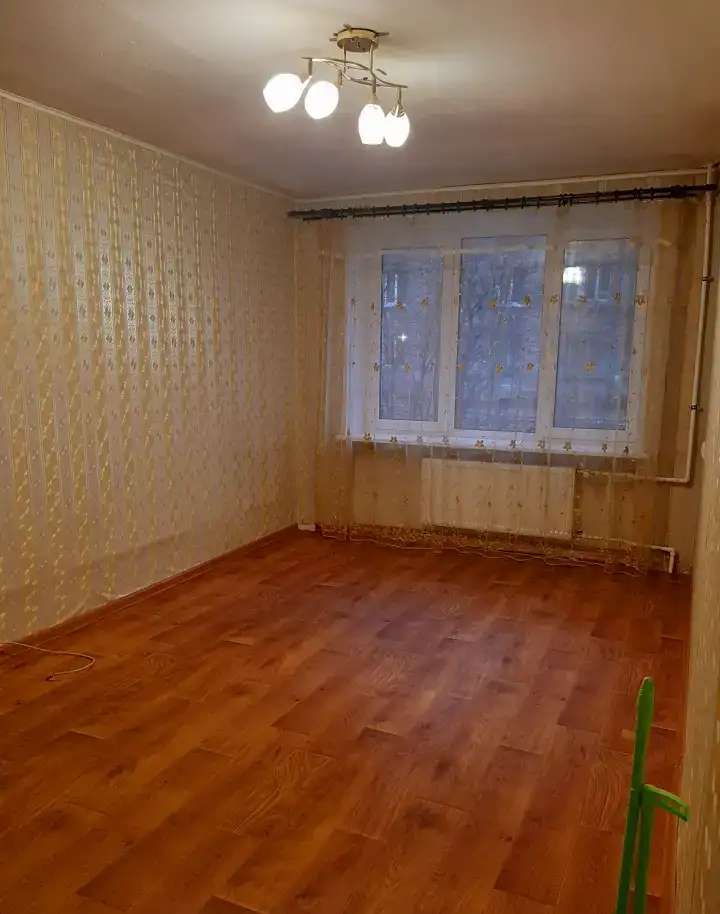 Продам комнату, ул. Танкиста Хрустицкого, д. 106