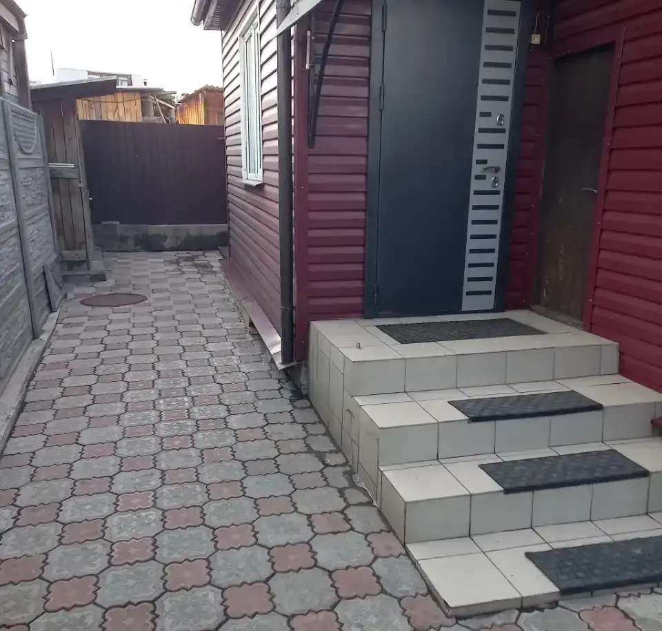 Продаю, Гагарина 85