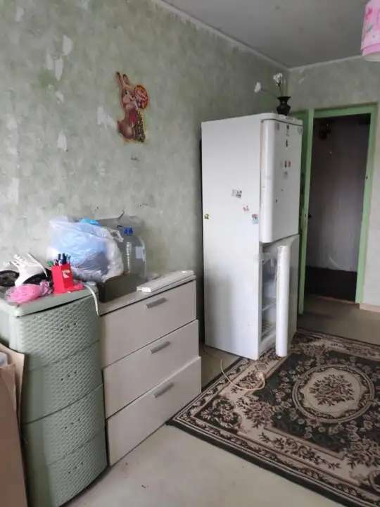 в аренду 2 комнаты на Отважных 3