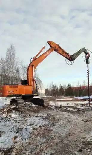 Гусёк для работы с вибропогружателем или гидробуром (бурилкой)
