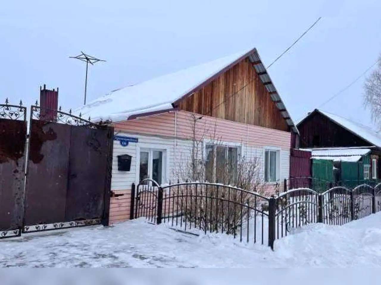 Срочная продажа! коттедж 47 м2 на участке 10 сот.