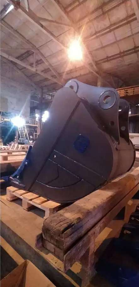 Усиленный ковш для экскаваторов Hitachi ZX200-3