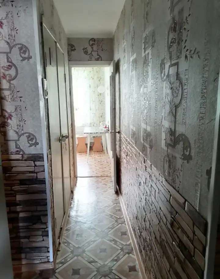 Продам комнату, улица Светлова 3