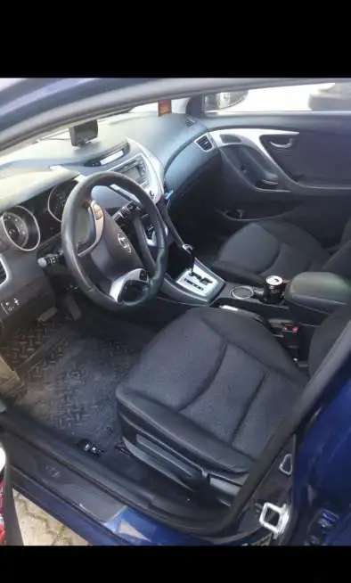 Продажа автомобиля Hyundai Elantra