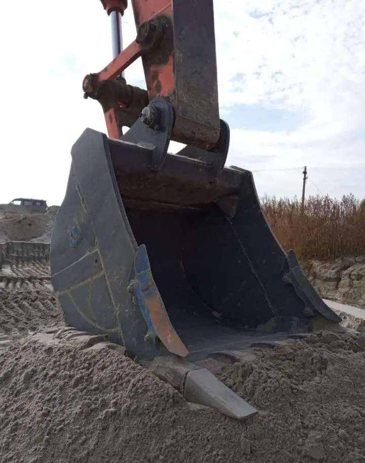 Усиленный ковш для экскаваторов Hitachi ZX470-3
