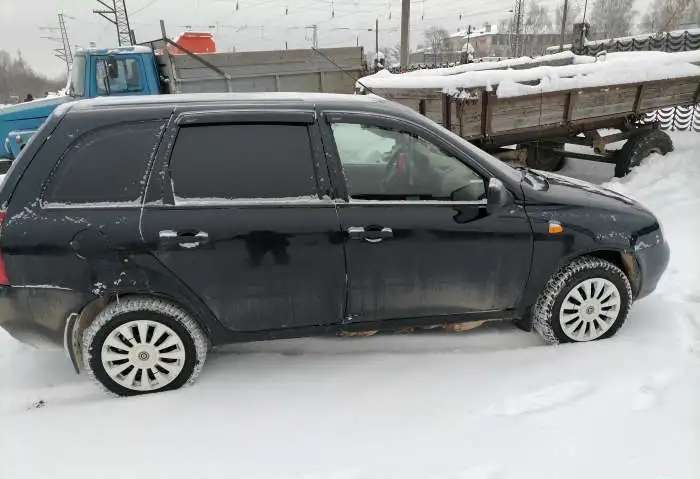 Продам авто Лада 2111
