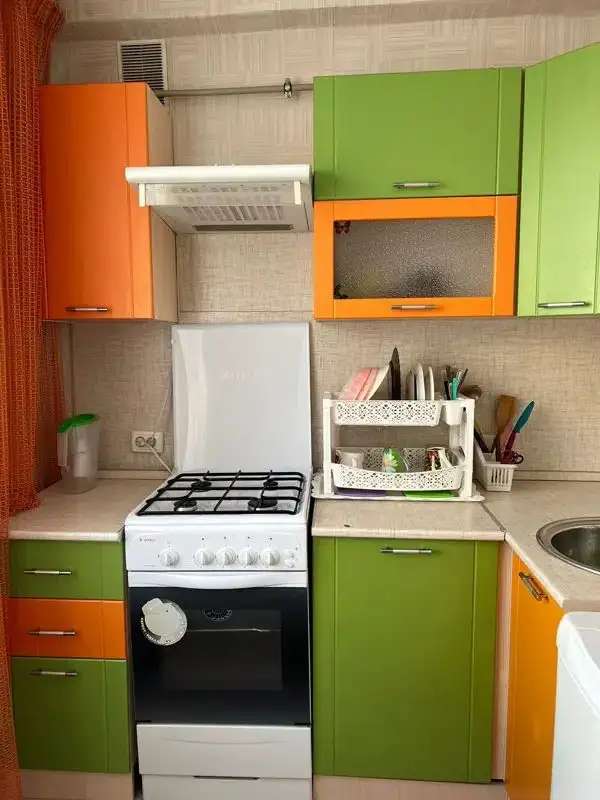 СДАМ чистую комнату в квартире ул, Маерчака 31, Космос