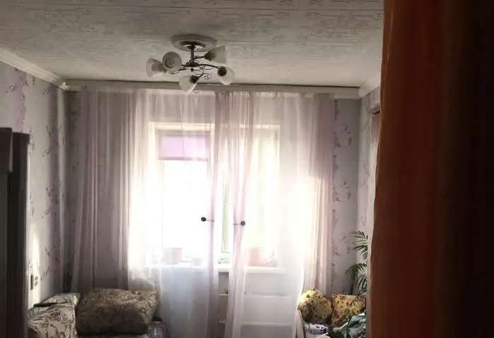 Продам гостинку на Калинина