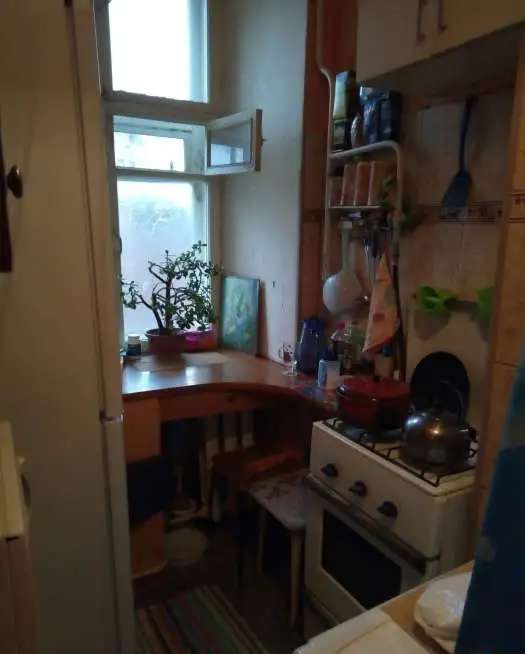 Продам комнату кв.,ул.Адмирала Нахимова д.28