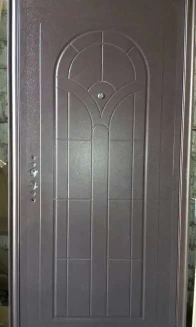 Реализуем входные металлические двери в Санкт-Петербурге