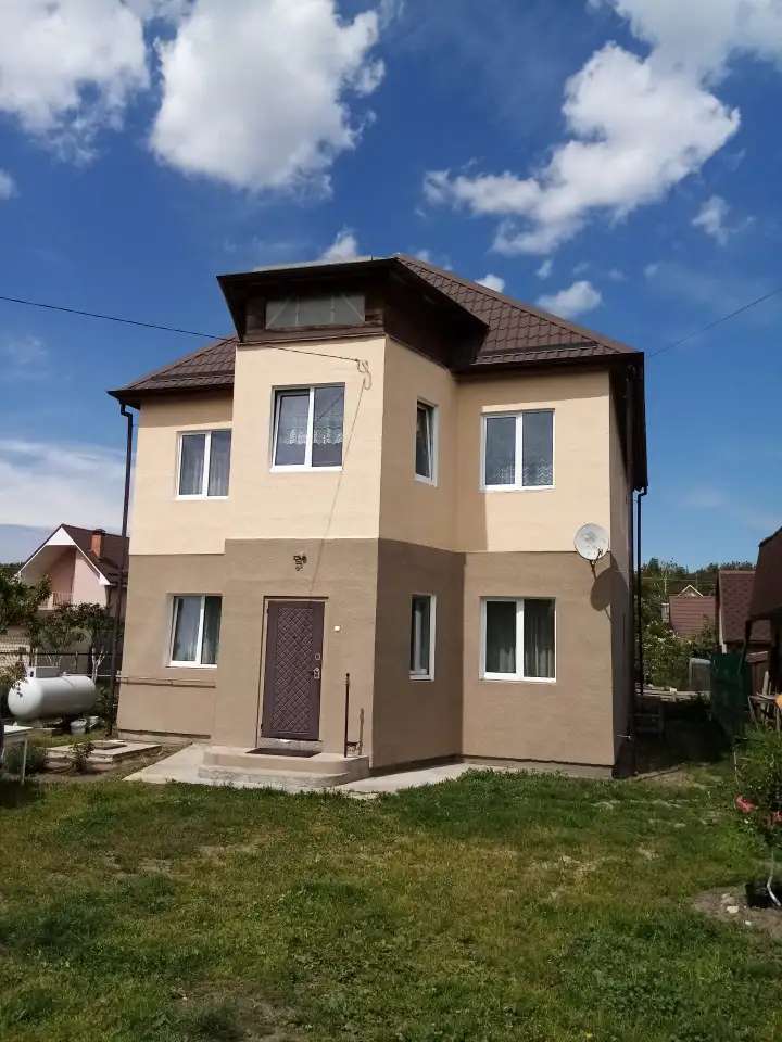 Продаётся 2 х этажный дом в Калининграде. 179,80 м2