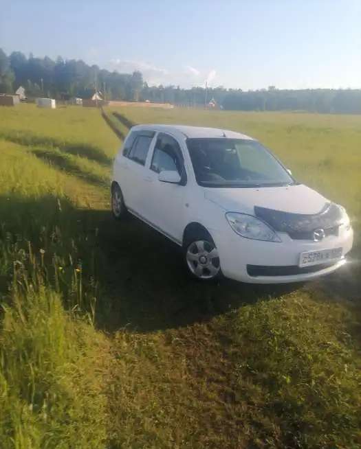 Mazda demio