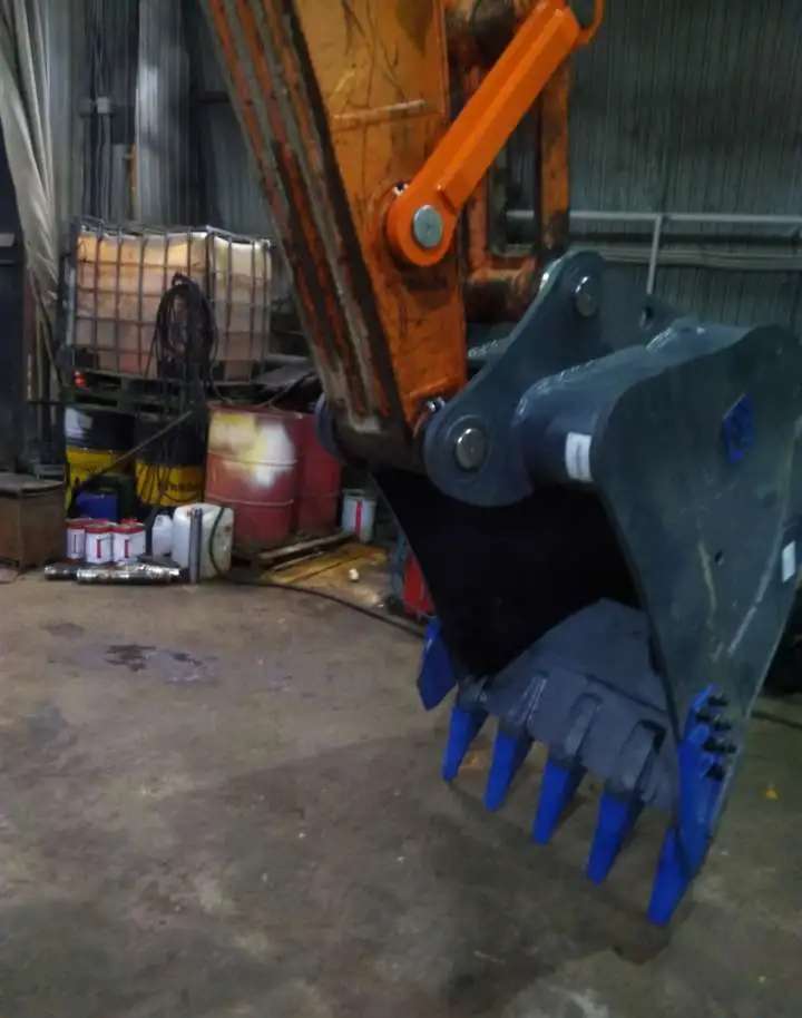 Ковш стандартный 1,0м3 для экскаватора Hitachi ZX200-3