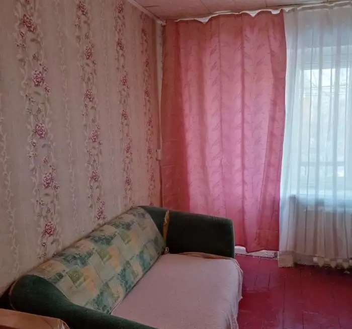 продам секционку, Быковского 9 а ,секция 30 ,комната 1