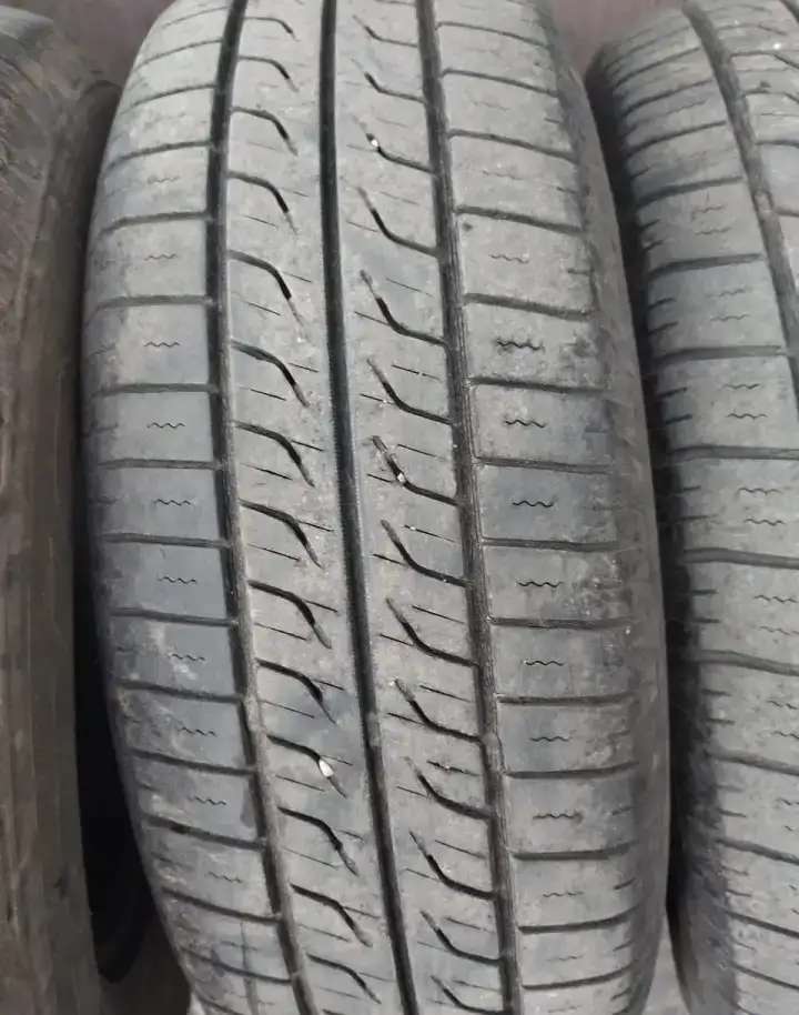 Продам комплект шин 195/70R14 TOYO
