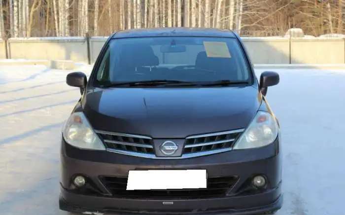 Продаю автомобиль Nissan Tiida