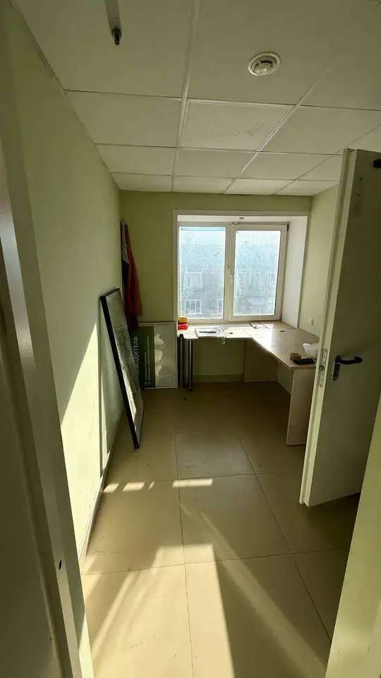 Продажа офиса 131.1 м2, лазо переулок, 7