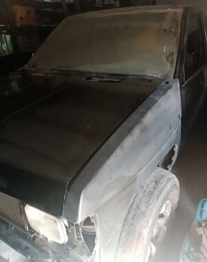 Продаю запчасти на Ниссан Пикап 1997 год 2.5 диз.