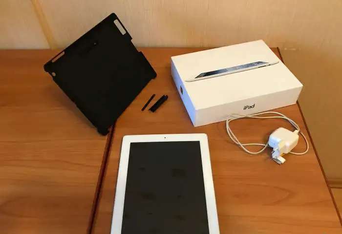 Продаю iPad 3