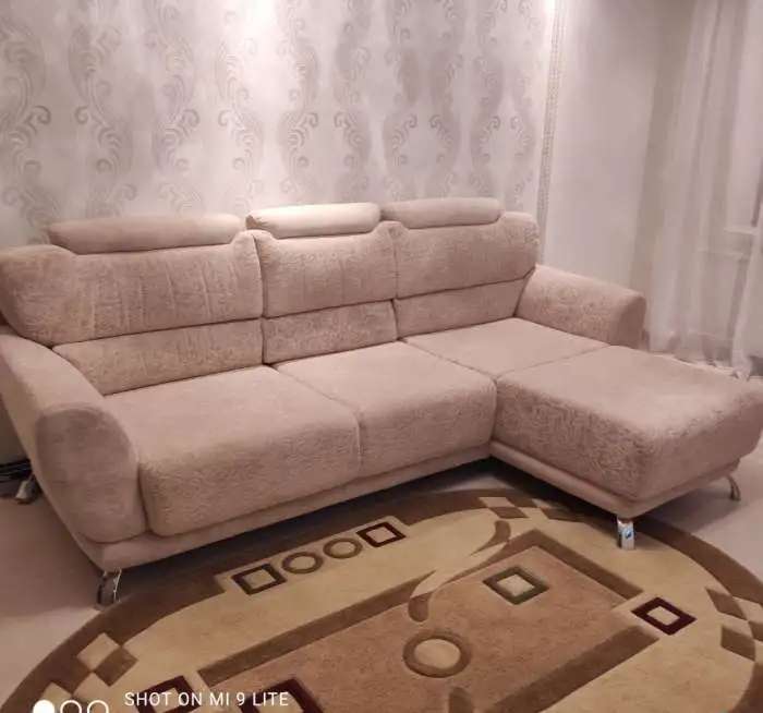 Диван