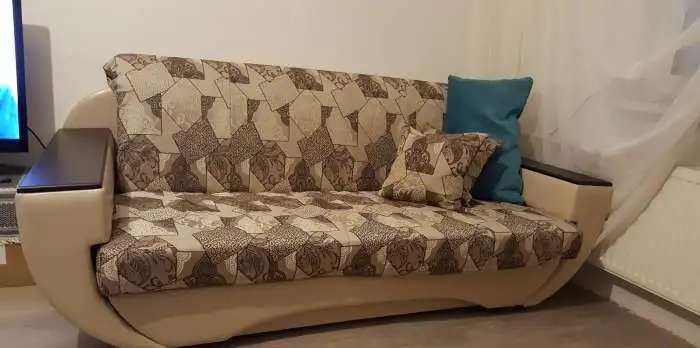 Диван-кровать (аккордеон) 160см._8000 руб.