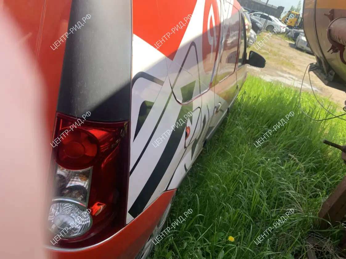 Автомобиль LADA LARGUS, 2021 г.в.