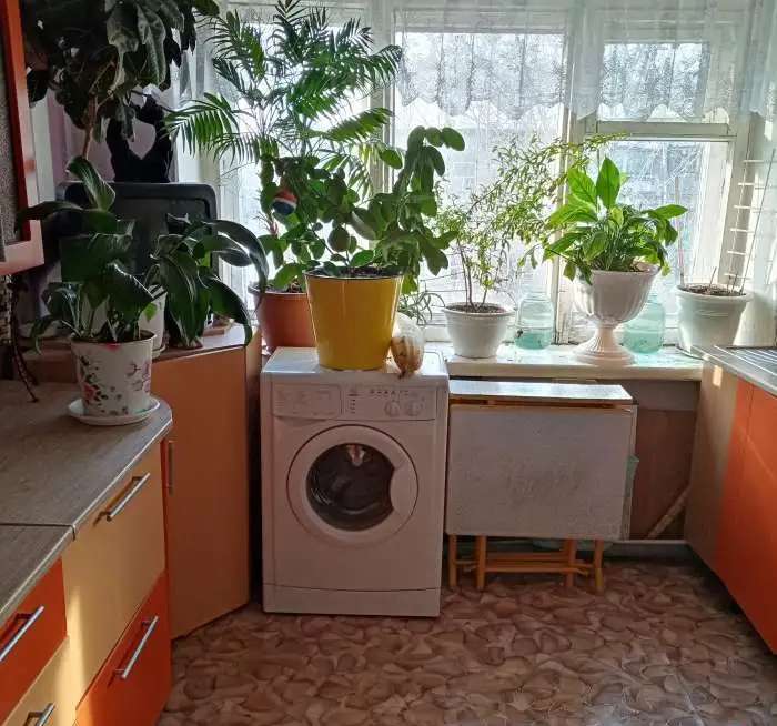 продам секционку, Быковского 9 а ,секция 30 ,комната 1