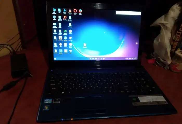 Acer Aspire 5750 (Intel I5 DDR3 8 гб, SSD 120 гб)