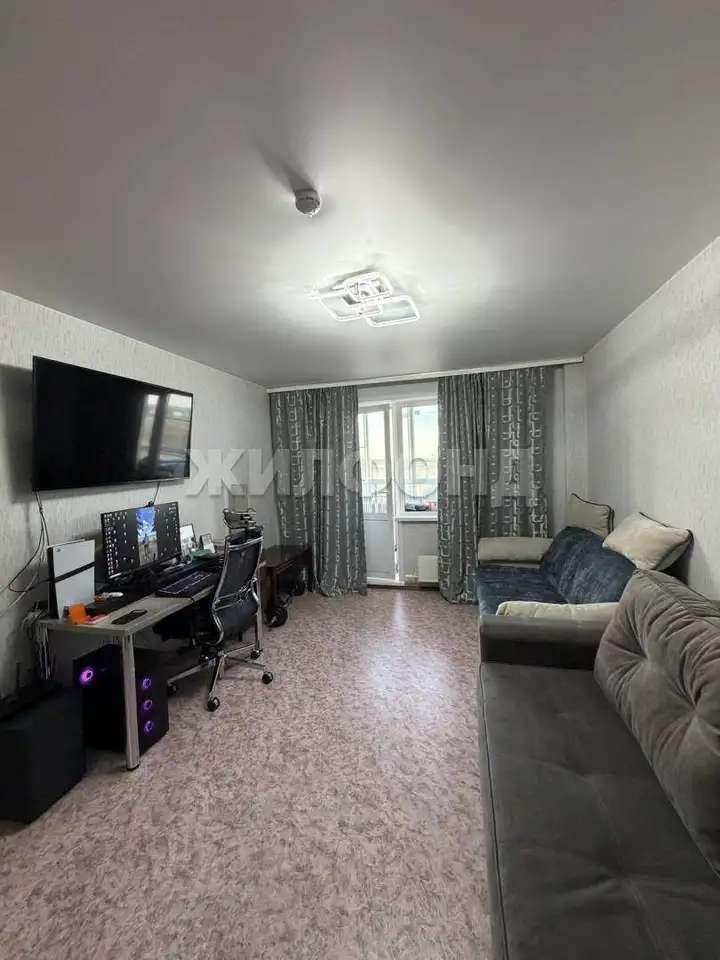 Продается 2-комн. квартира 63 кв.м.