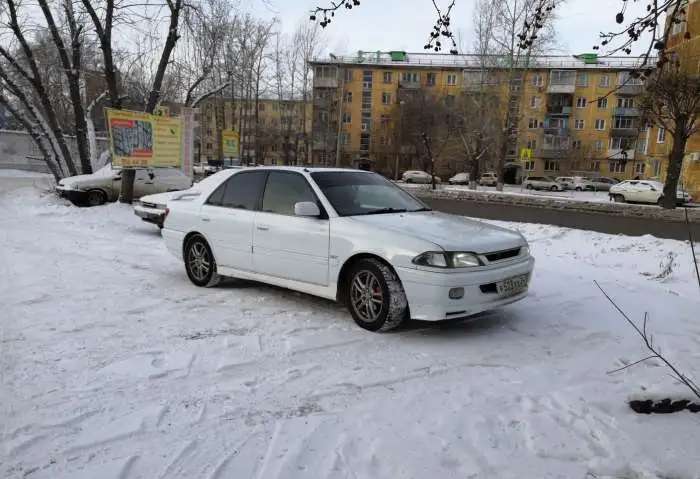Продам Toyota Carina