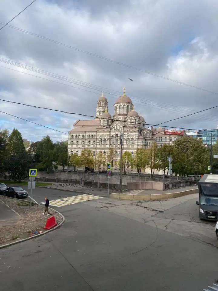 Продажа комнаты, Всеволода Вишневского 15
