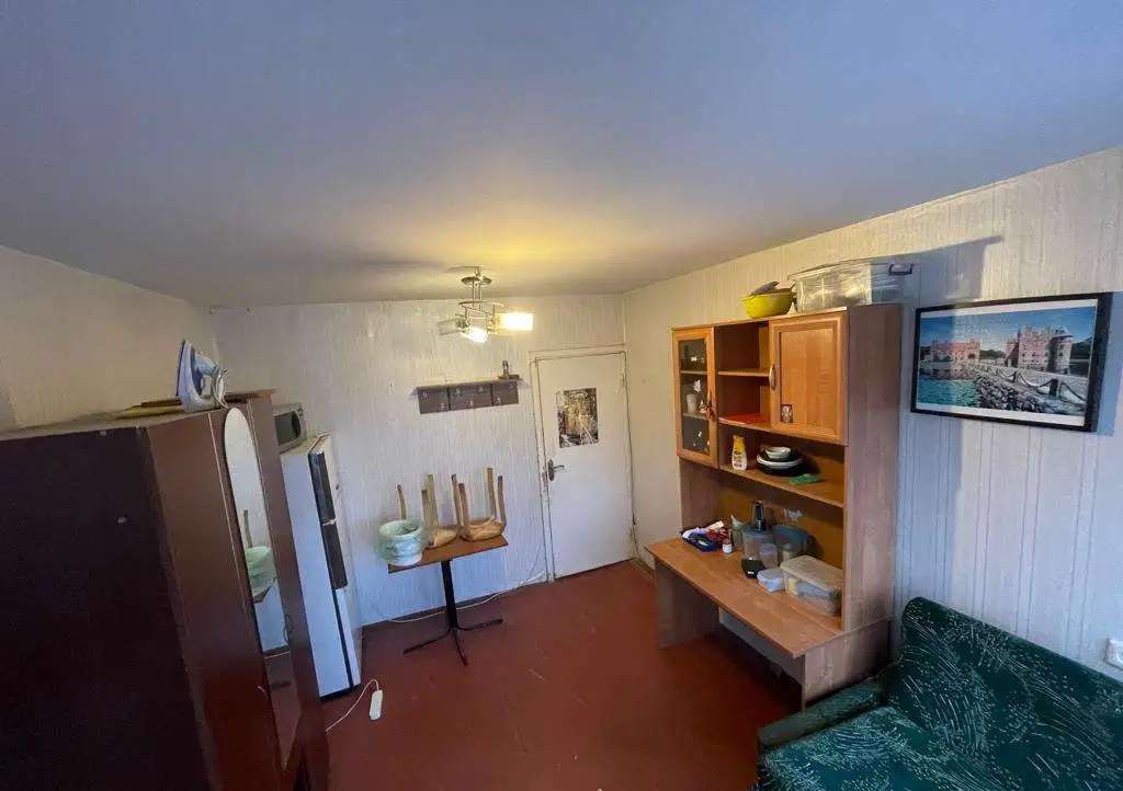 Продам комнату 3-х комнатной квартире, светлановский пр-кт д. 115 к.2