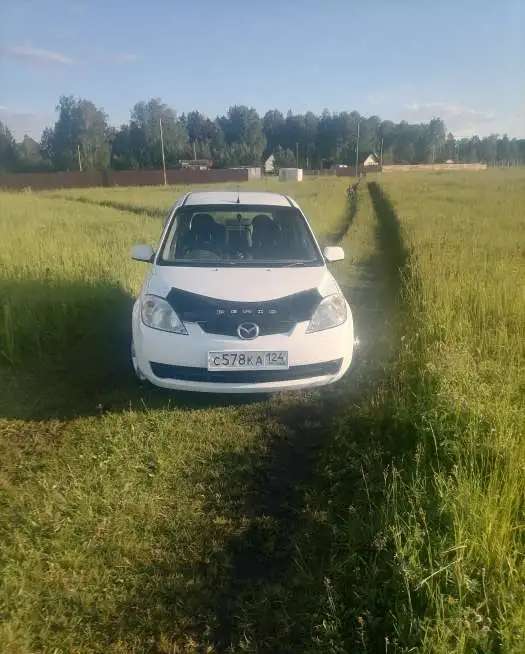 Mazda demio