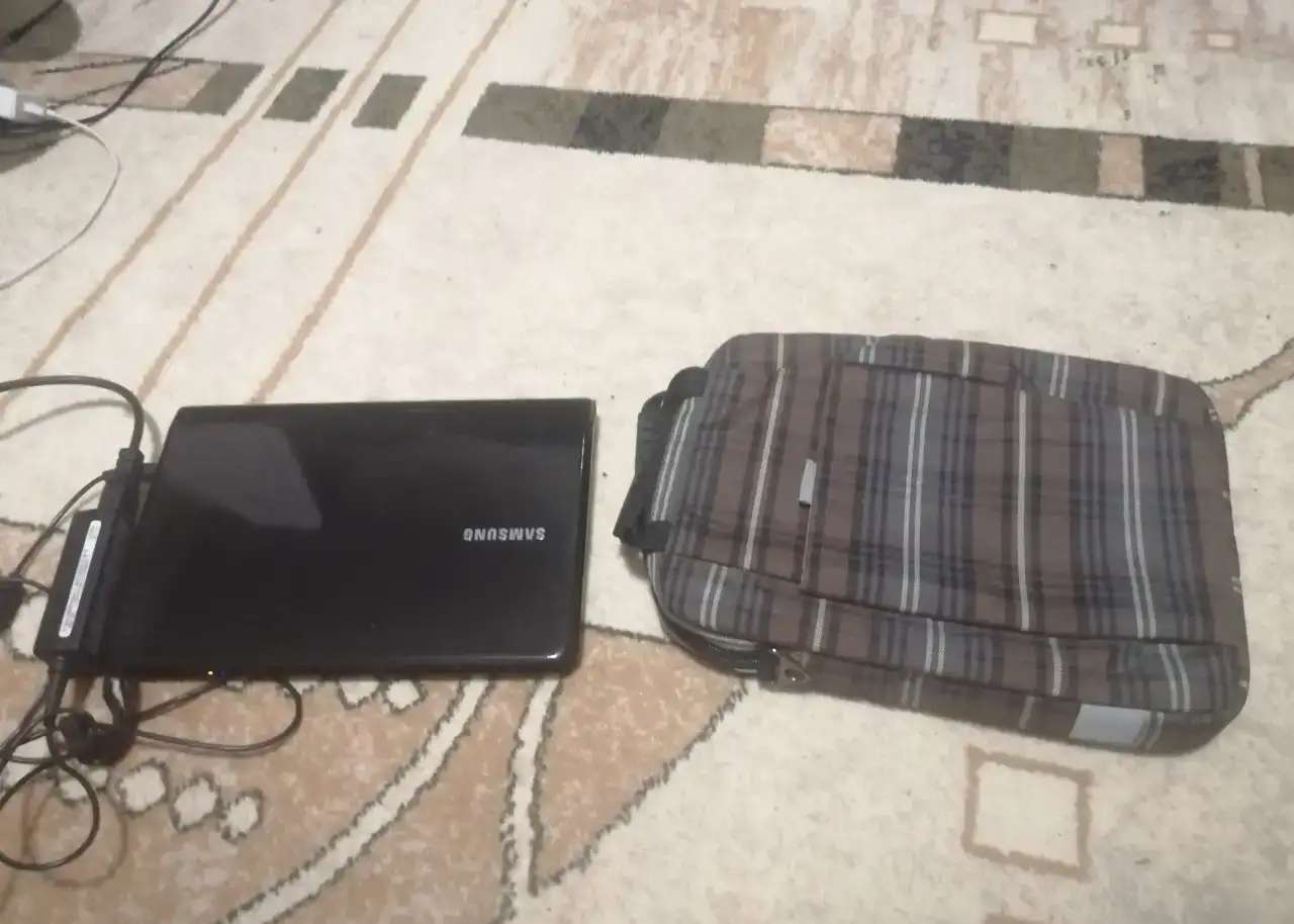 Нетбук Samsung NC110