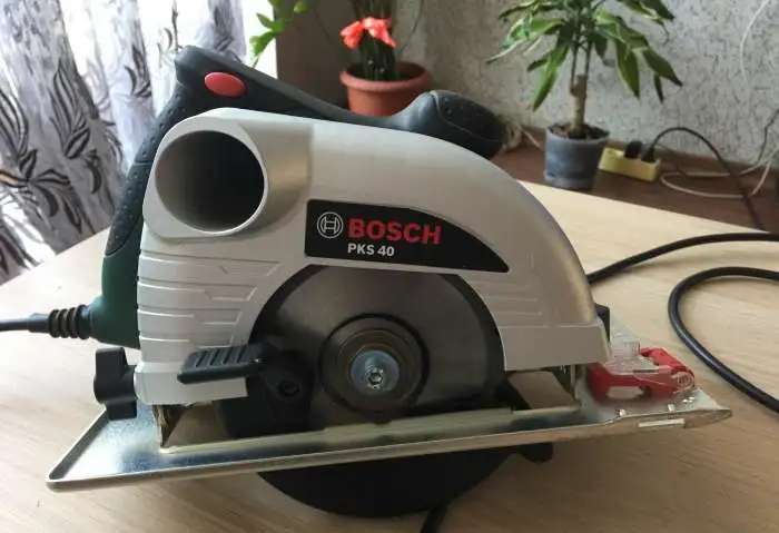 Циркулярная пила Bosch PKS-40 (Венгрия)