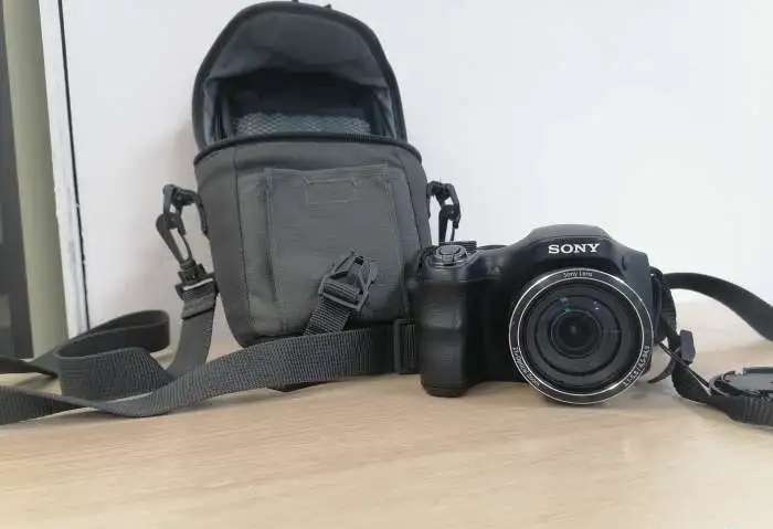 Фотоаппарат Sony Cyber-shot DSC-H100