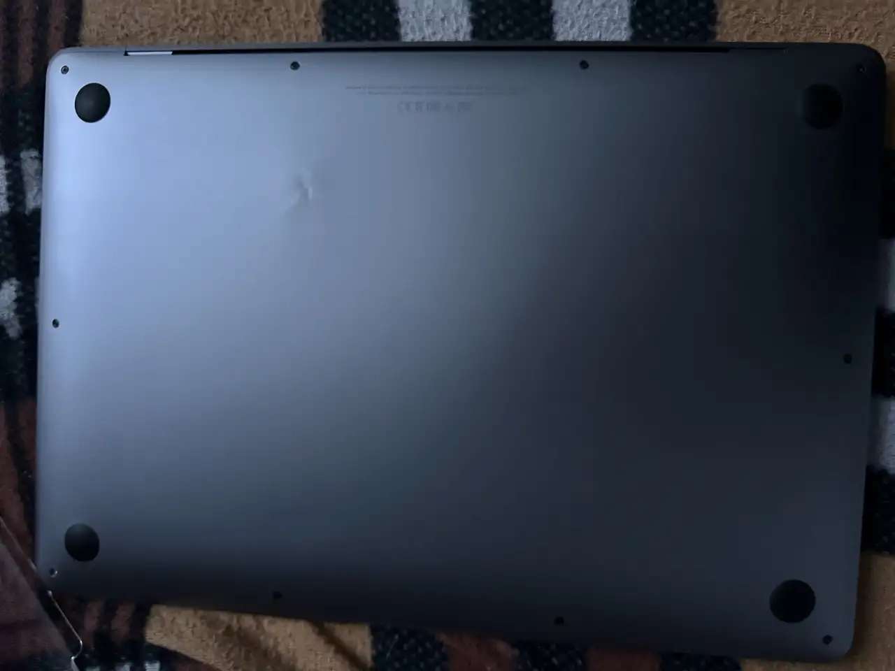 Продам MacBook Air -13 inch 2019 серый
