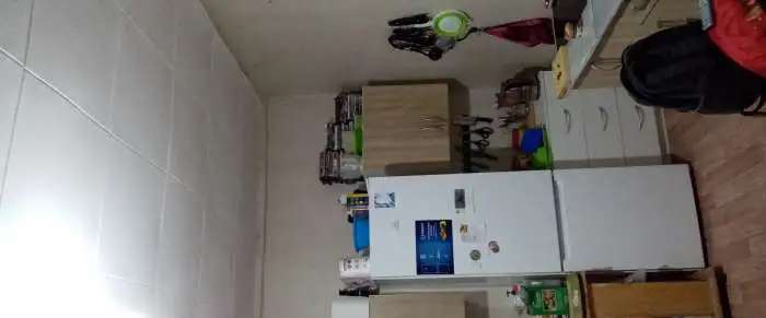 Недвижимость, Айвазовского 7, комната, доля, 20м2 с балконом. 2/2 кирпич.