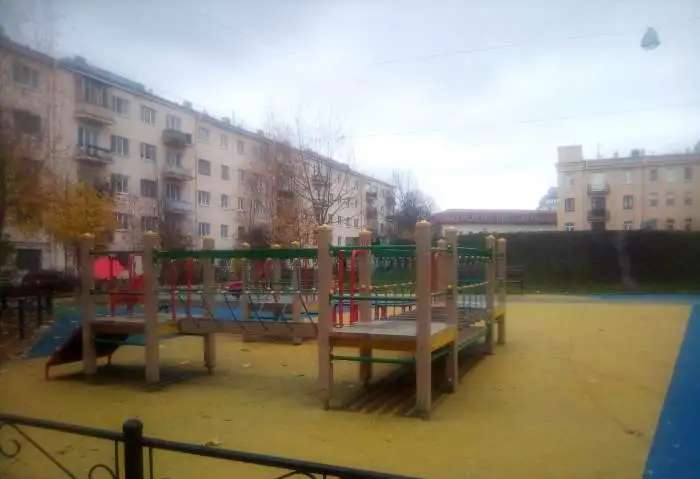 Продам комнату, пр Стачек д11