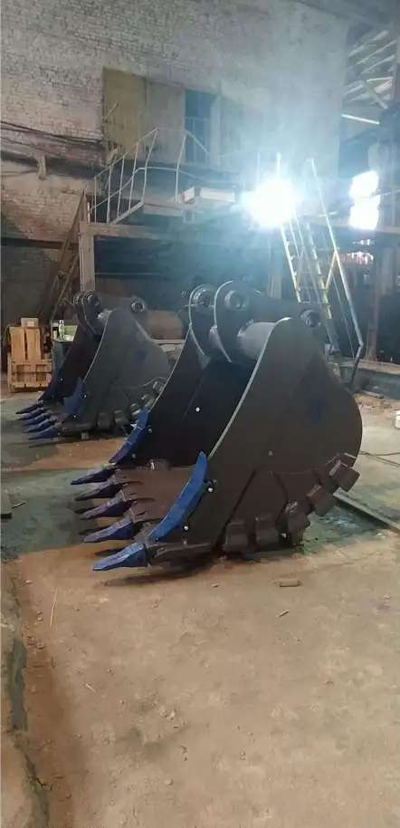 Ковш скальный для экскаватора Hitachi EX160WD
