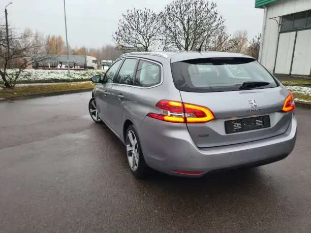 Продам Автомобиль Peugeot 308 1.5 AT, 2019, 127 000 км