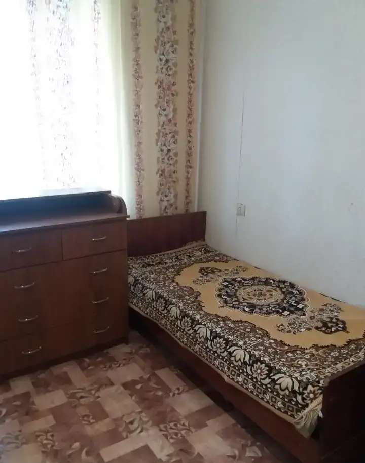 Сдам комнату, Титова 2