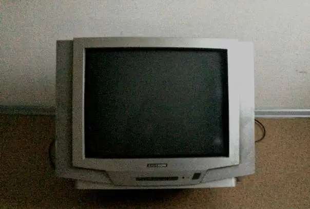 Цветной телевизор Erisson 2120