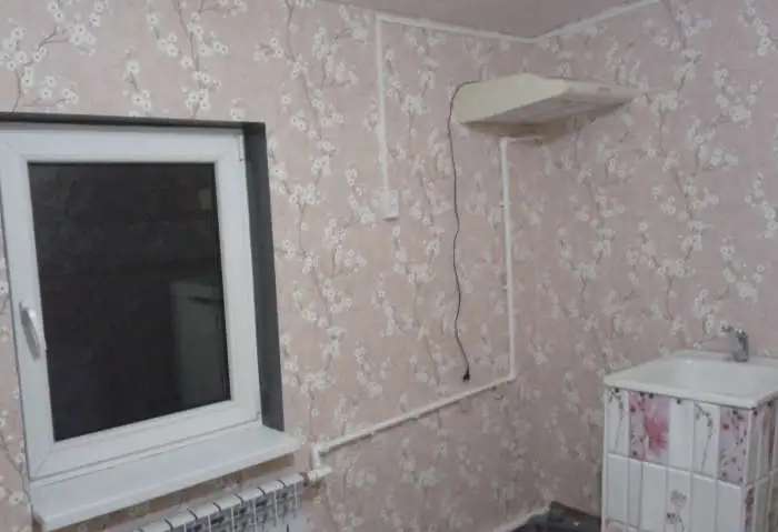 продам дом 63 кв м в черте города Калининграда дом сделан как две однокомнатные квартиры с отдельными входами 63,00 м2